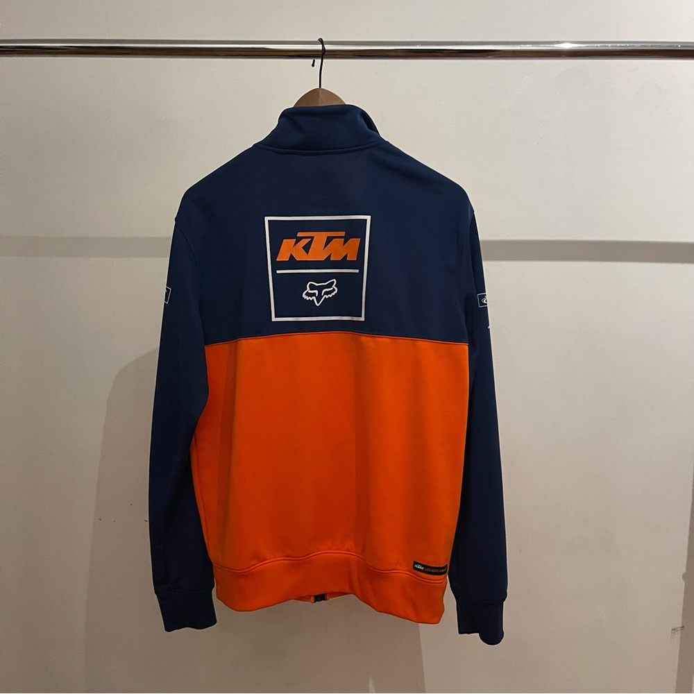 Men's Blue and Orange Jacket - Picture 2 of 10